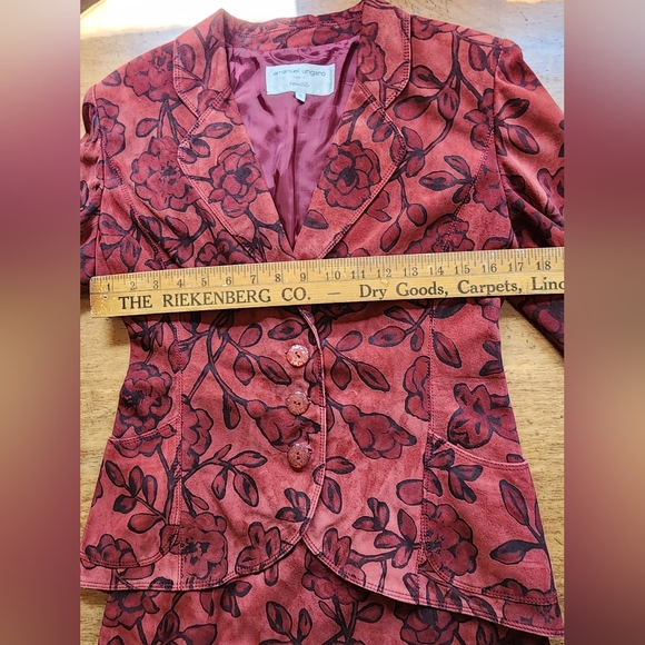 Vintage Emanuel Ungaro Paris Italy red lambskin suit jacket skirt set 10 VGUC - Picture 8 of 17